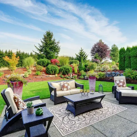 Warmer weather means more time outside! 🌸