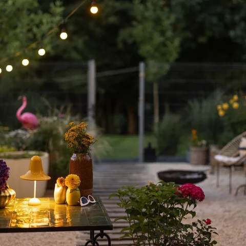 Make your backyard the ultimate end of summer hangout. 🔥