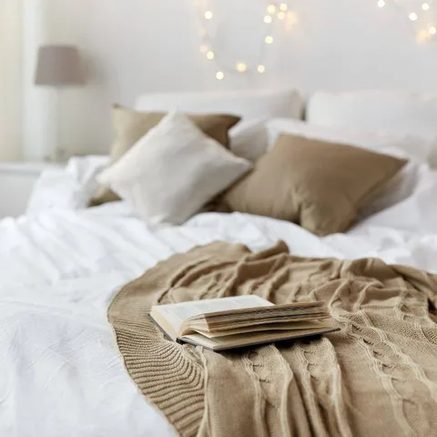 Start and end your day in a space that feels like peace. 🌤️
