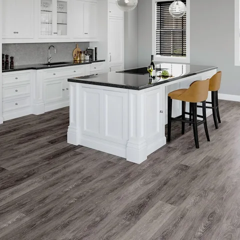 From morning coffee to evening dinners, Advantage hard surface flooring provides a modern foundation that’s perfect for busy kitchens. 🍴