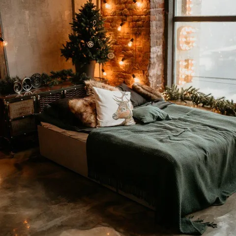 Looking to warm up your space for winter? Cozy accents, soft lighting, and seasonal textures can transform any room.