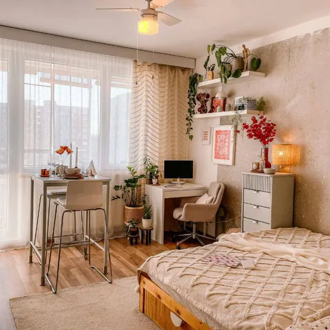 As winter starts to fade, now is a great time to think about refreshing your home for the season ahead. 🌿