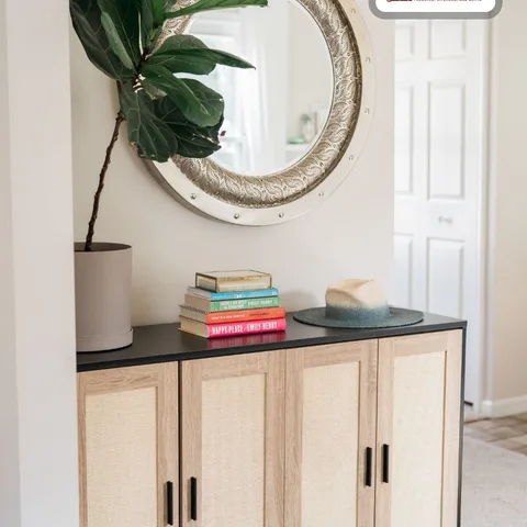 3 ways to make your entryway feel like a real room this summer. 🌿