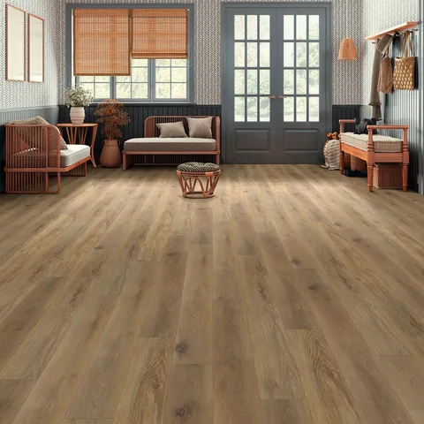 Stylish yet practical, Advantage provides a clean and durable foundation for a busy home, shrugging off dirt, spills, and whatever comes through the door. 🚪