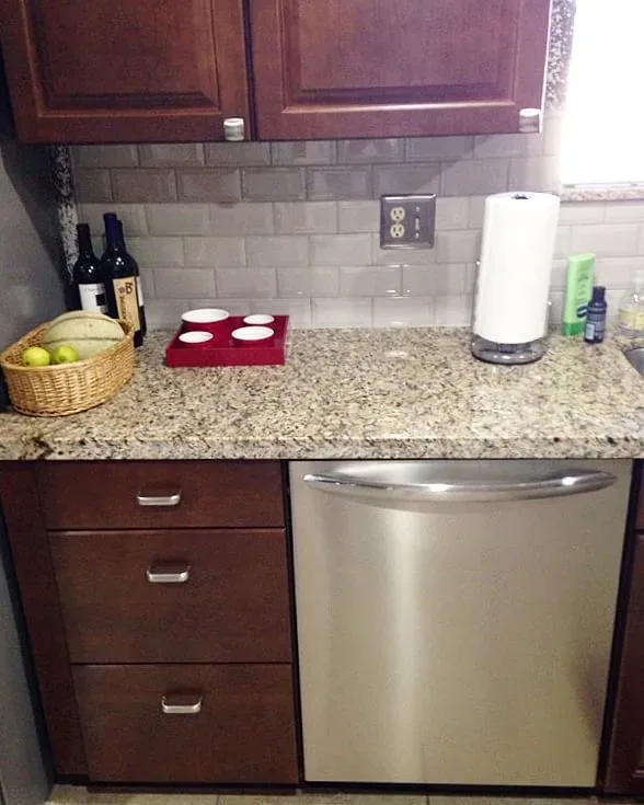 Kitchen countertop with sink and tile backsplash – Kitchen Countertops in Glendale, AZ